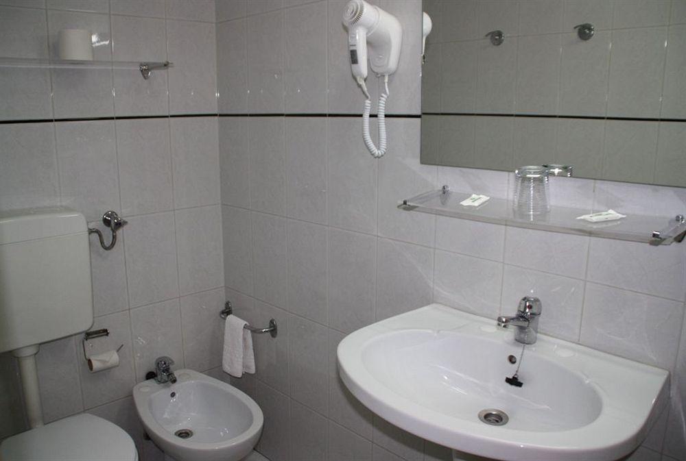 Paradouro Gasthof 2*